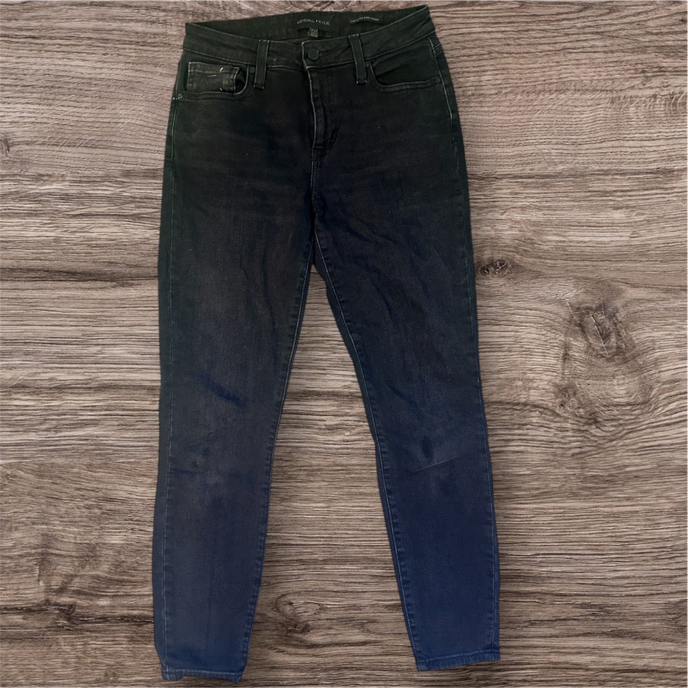 Kendall & Kylie Dark Wash ultra babe skinny jeans 5/27